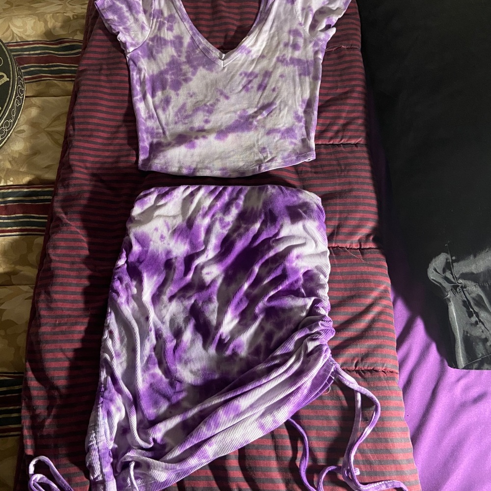 Skirt and top set